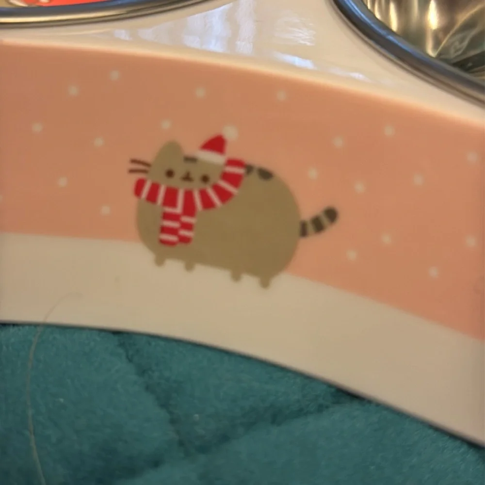“Pusheen” CAT Double feeding Bowl with base, NWT